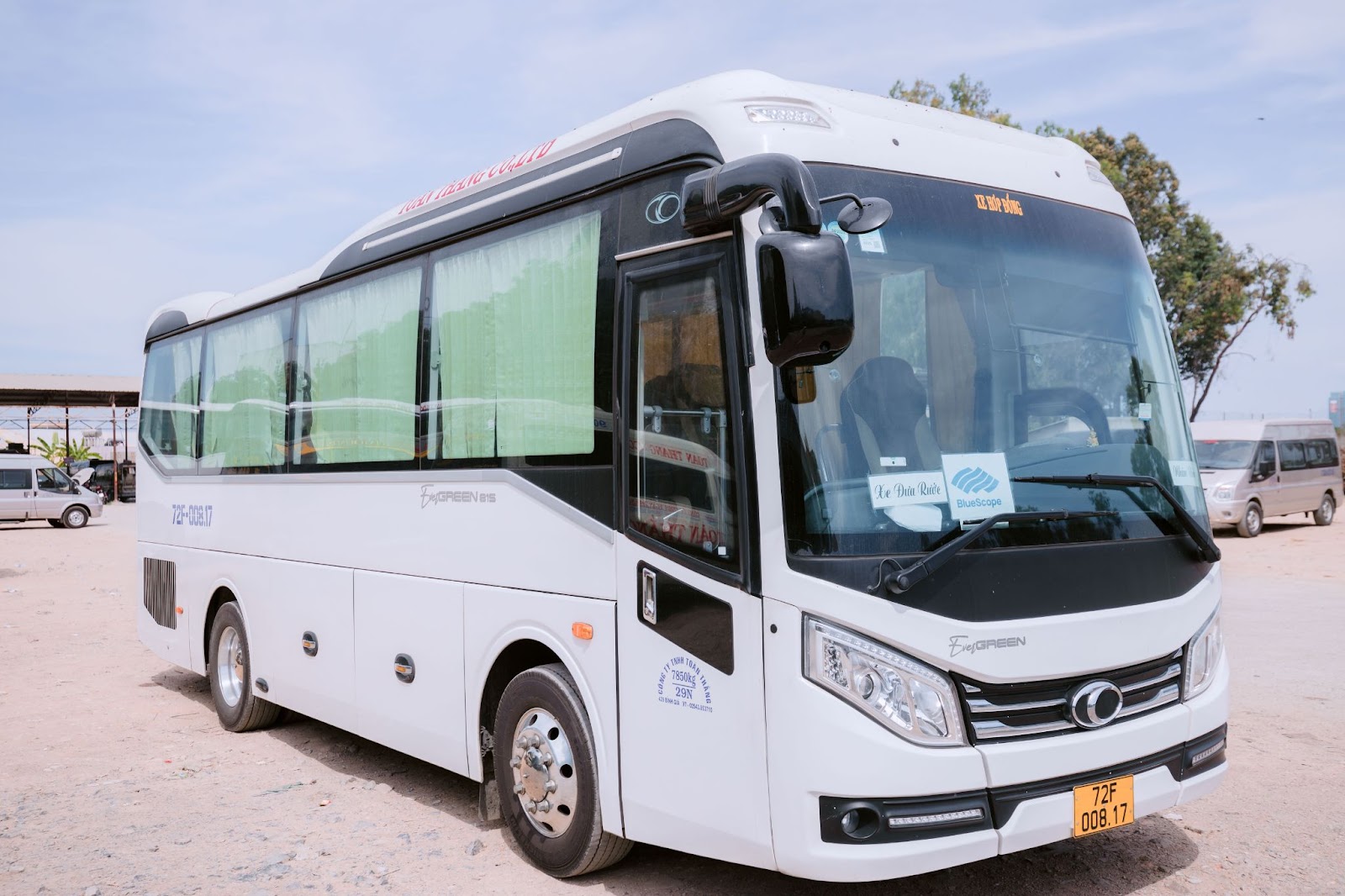 Dịch vụ thuê xe đưa đón nhân viên